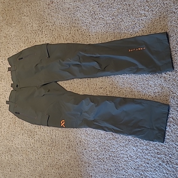 First Lite Women's Green Pants - Picture 1 of 8